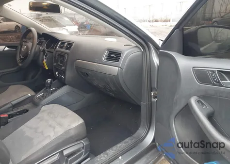 2017 Volkswagen Jetta 1.4T S из США, поврежденный, VIN 3VW2B7AJ5HM379392